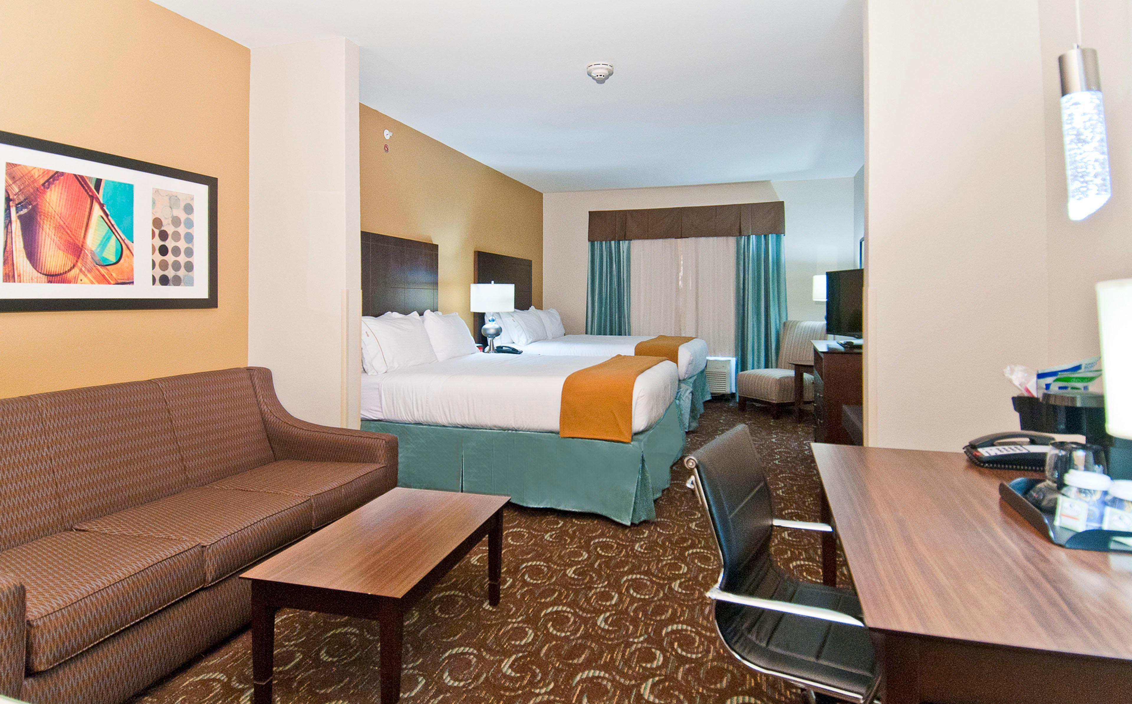 Holiday Inn Express & Suites San Antonio Frost Bank Center By Ihg Exterior photo